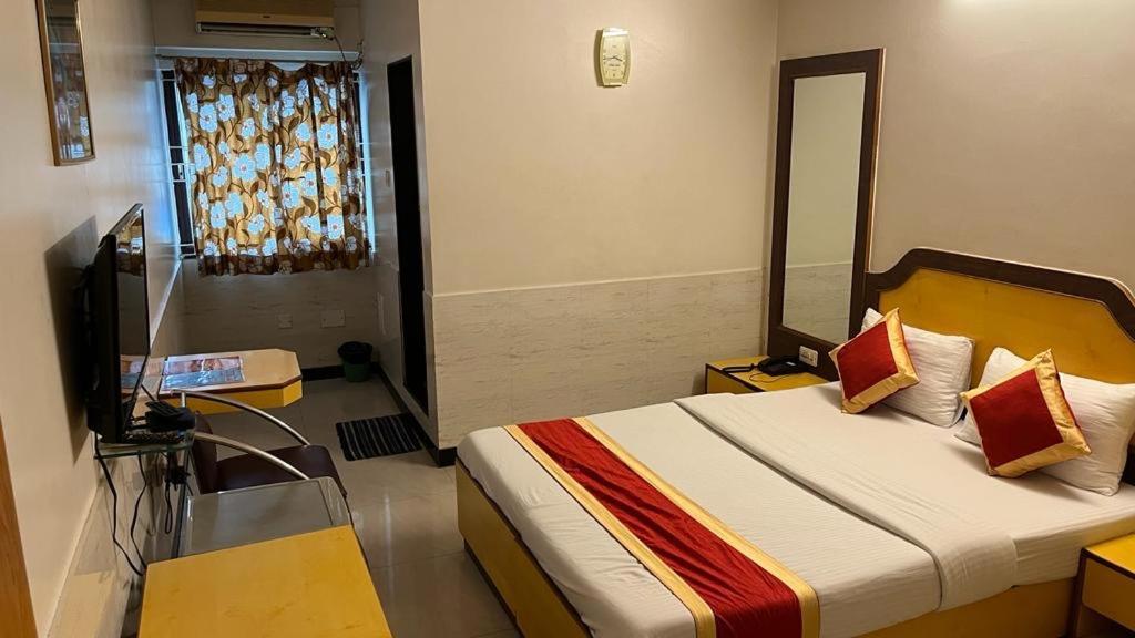 Ganga Sagar Hotel Bangalore Exterior photo